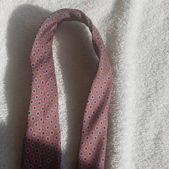 Calvin Klein 100% Silk Necktie / Suit Tie Circles Pattern - Picture 9 of 12
